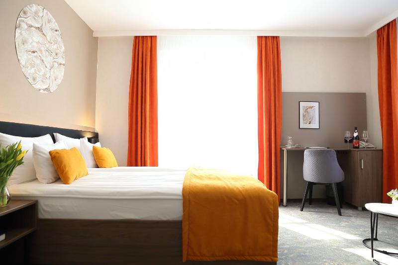 Hotel Crystal - image 13