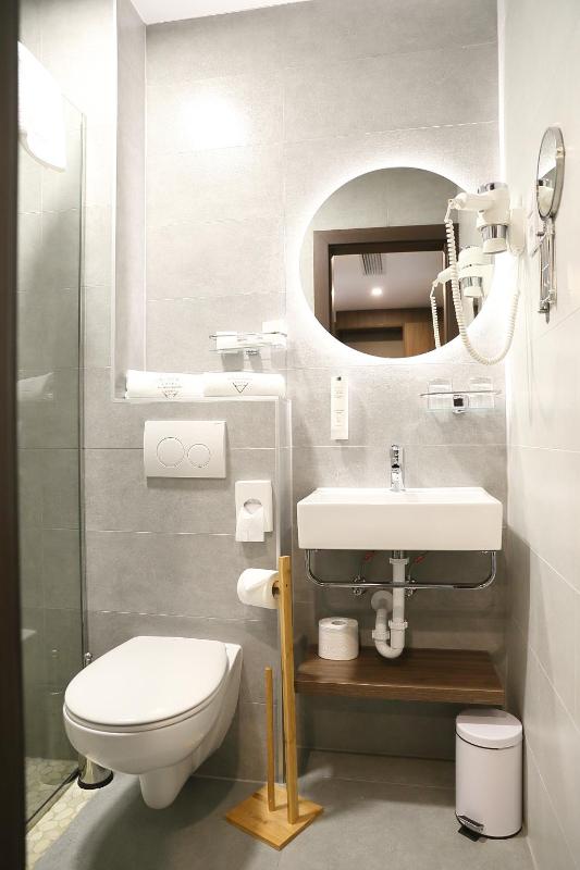 Hotel Crystal - image 12