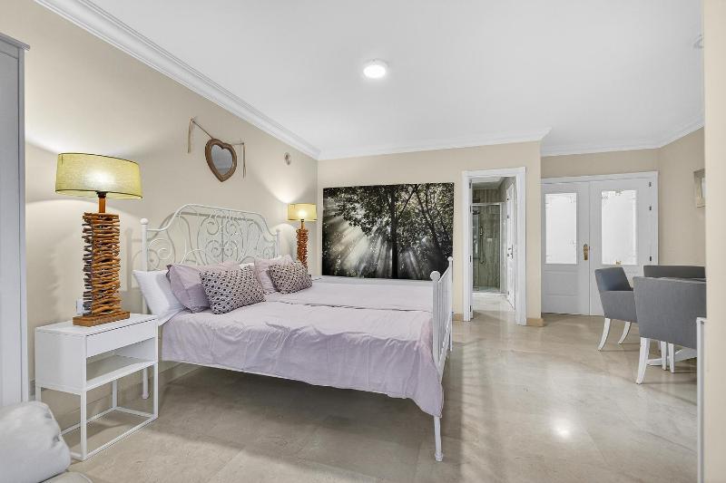 Duque Dream Villa Suites 5 Bedroom - image 23