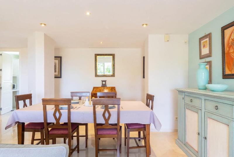 Cubo's Luxury Golf Apartment Marbella & Parking - image 49