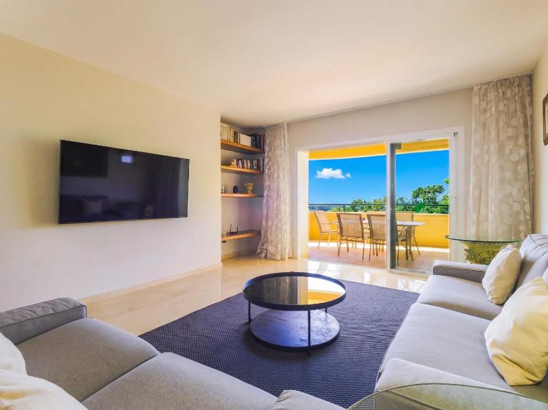 Cubo's Luxury Golf Apartment Marbella & Parking - image 41