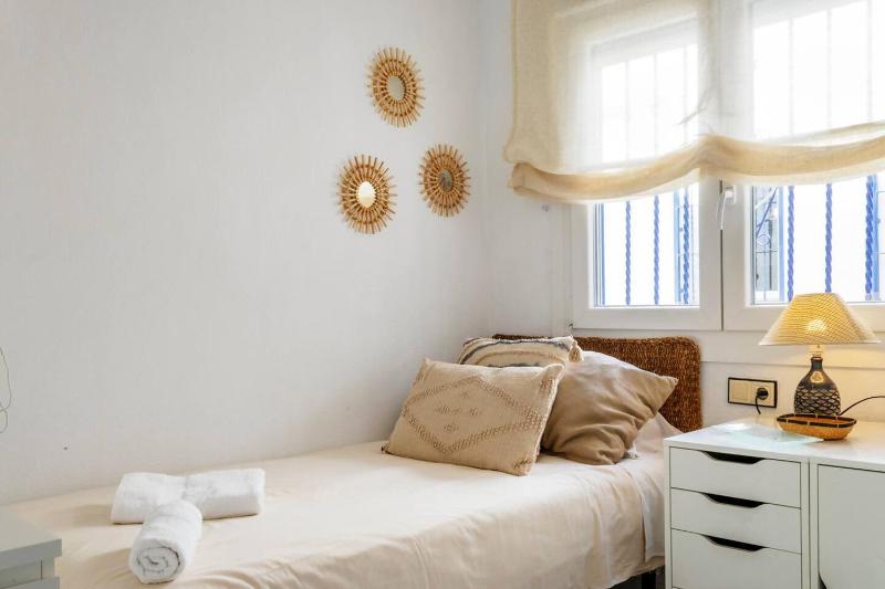 Bungalow Pink Boho - image 10