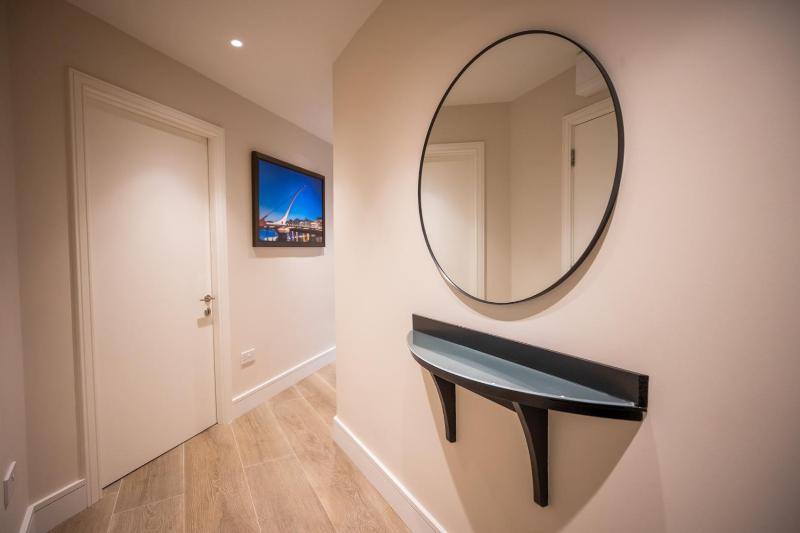 Temple Bar Premium Apartments - image 16