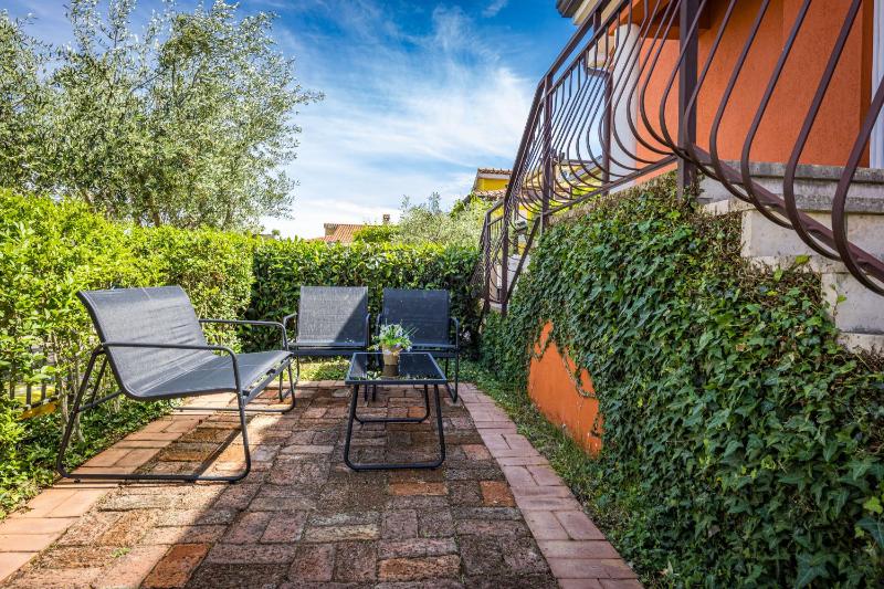 Villa Belvedere for 6 people near Porec with sea view and pet friendly - image 37
