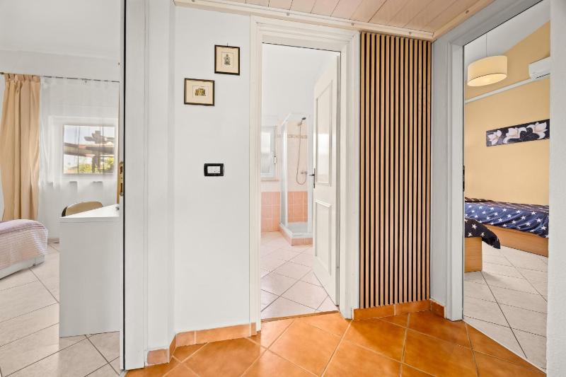 Villa Belvedere for 6 people near Porec with sea view and pet friendly - image 16