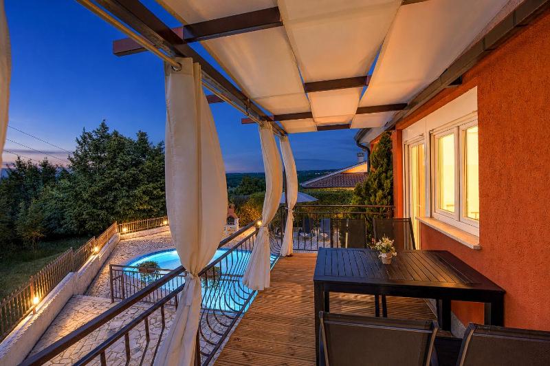 Villa Belvedere for 6 people near Porec with sea view and pet friendly - image 15