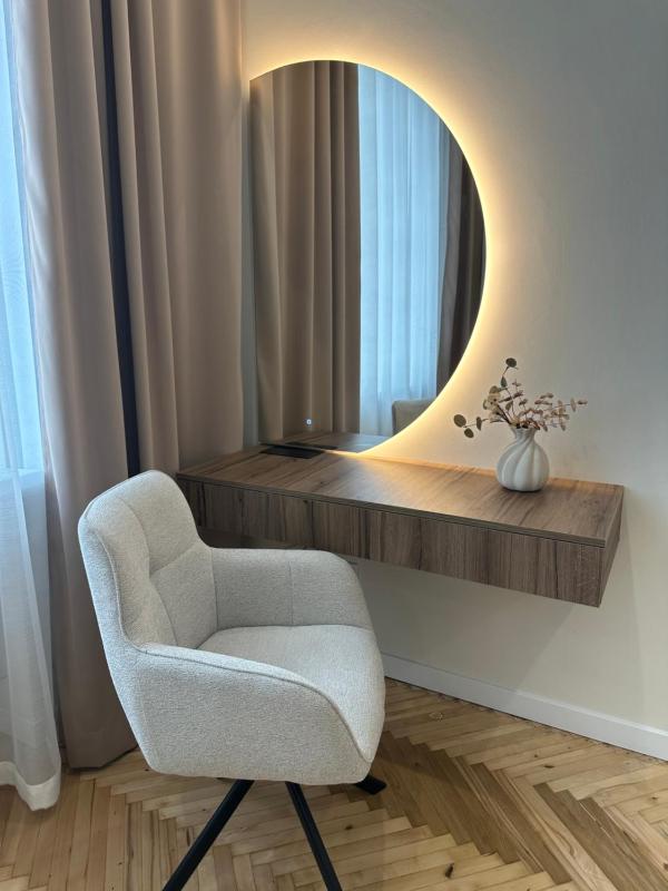 Stone & Wood Apartments - image 4