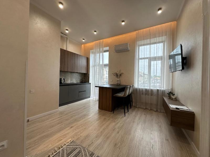 Stone & Wood Apartments - image 3