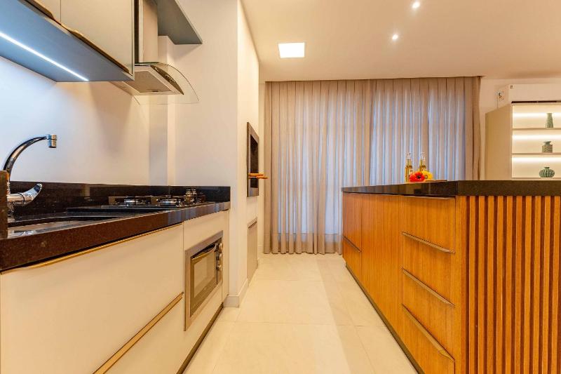 Confortável Apartamento na Praia de Bombinhas - image 16