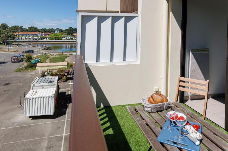 The Balcony of the Port in Capbreton - Welkeys - image 10