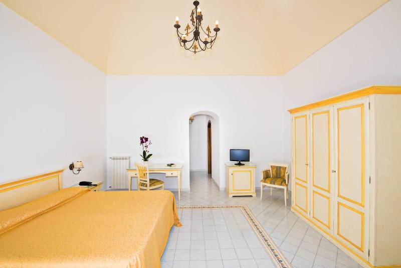 Albergo California - image 43