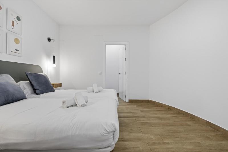Triana Suite Apartament - image 9