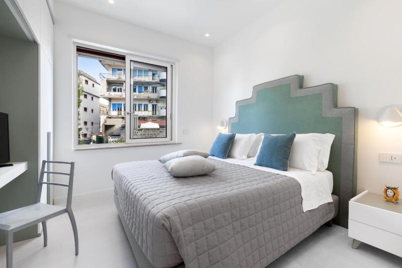 Casa Apreda in Sorrento city center - image 4