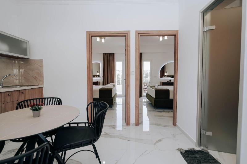Breeze Hotel - image 42