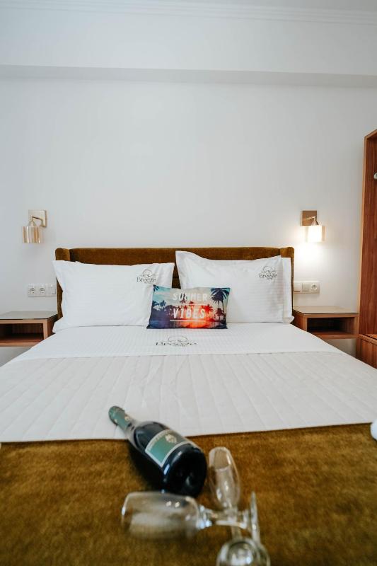 Breeze Hotel - image 26