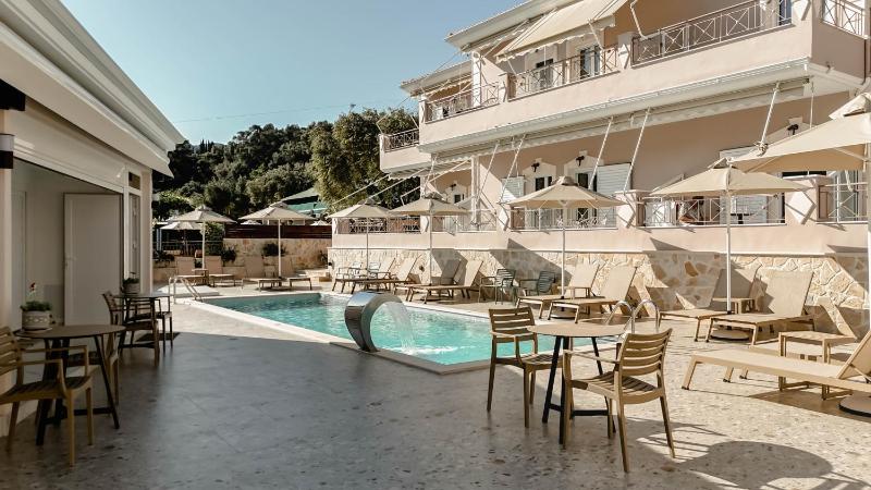 Breeze Hotel - image 22