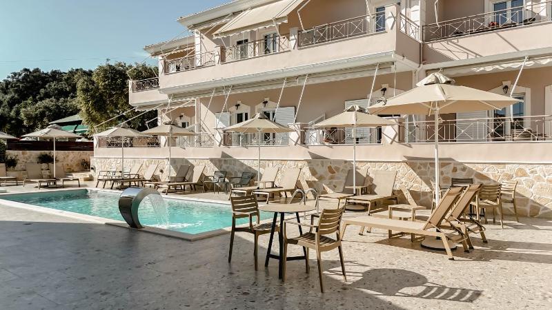 Breeze Hotel - image 14