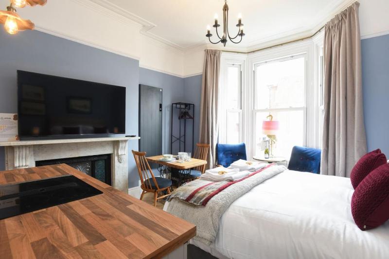 Air Maison - Sweet Studio - 5 Mins from the Beach - image 28