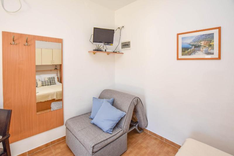 Apartments Dijana - image 8