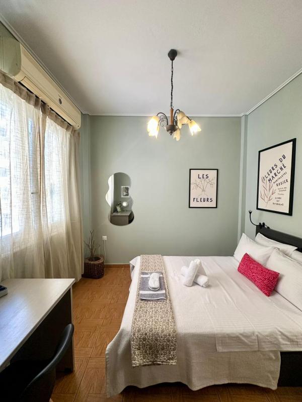 Oscar - City Center Rooms Athens - image 1