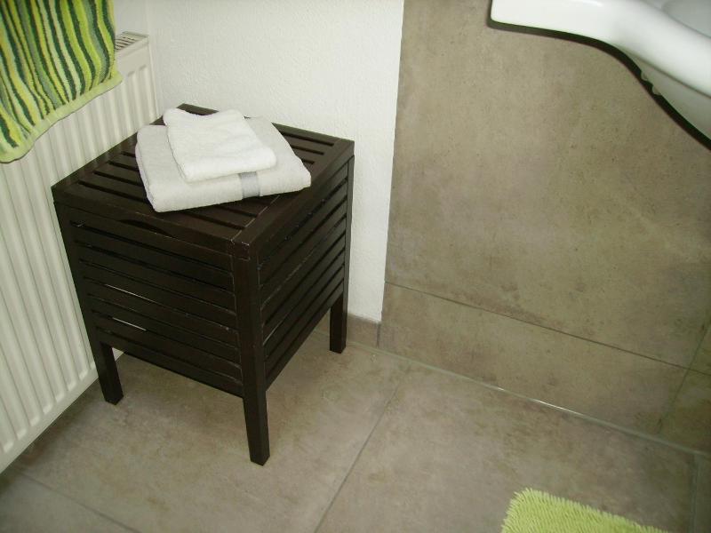 One-Bedroom Apartment with Balcony image 2