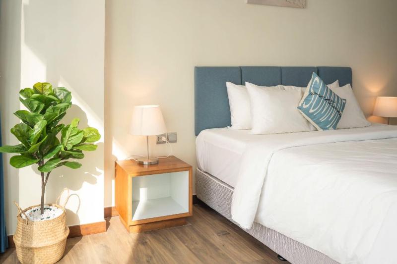 A La Carte - Coralie Luxury Seaview Apartment - image 8
