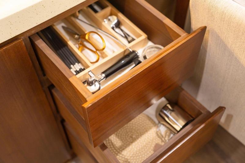 A La Carte - Coralie Luxury Seaview Apartment - image 4