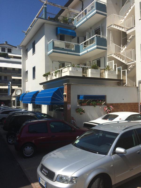 Hotel Touring - image 6