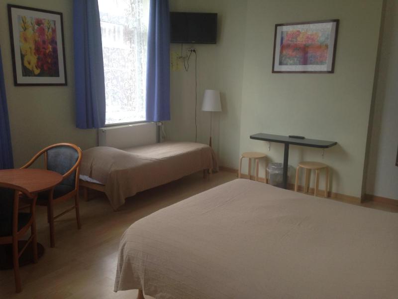 Triple Room image 3