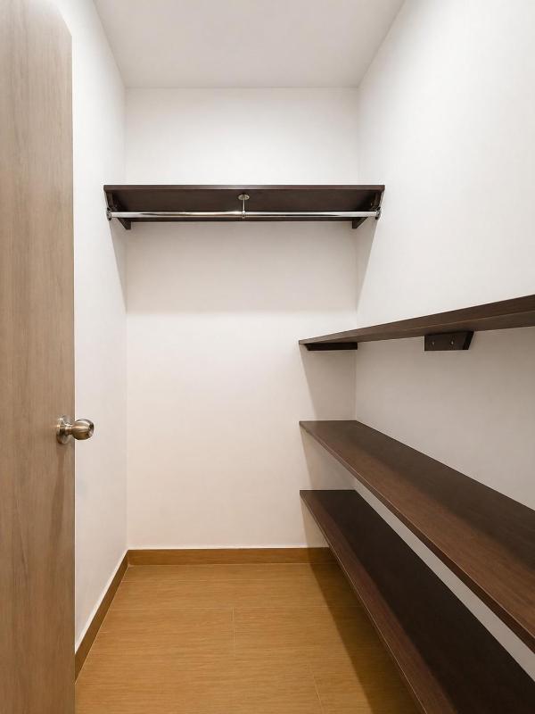 Spacious Casco Viejo Apartment Walk Everywhere - image 10