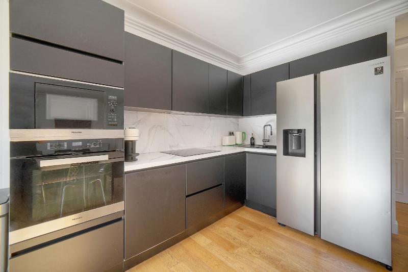 FRGK 2BR CIRODDE Terrace Quiet Center AC Ultra Fast Wi-Fi - image 31