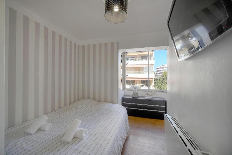 FRGK 2BR CIRODDE Terrace Quiet Center AC Ultra Fast Wi-Fi - image 39