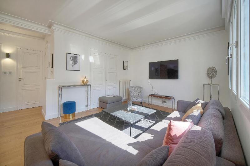 FRGK 2BR CIRODDE Terrace Quiet Center AC Ultra Fast Wi-Fi - image 30
