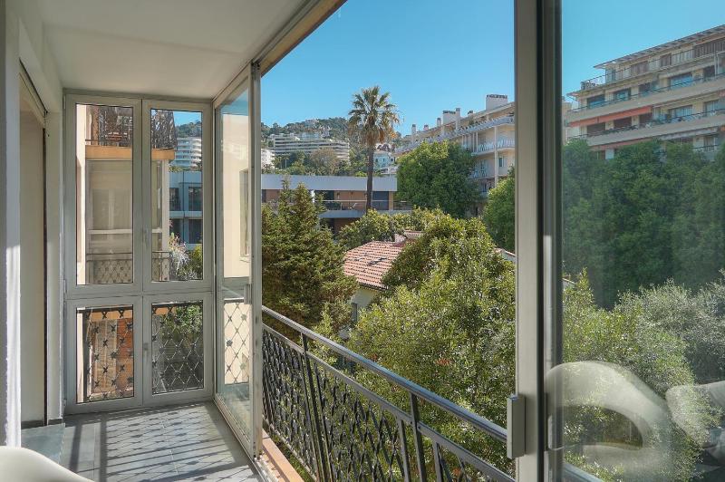 FRGK 2BR CIRODDE Terrace Quiet Center AC Ultra Fast Wi-Fi - image 25