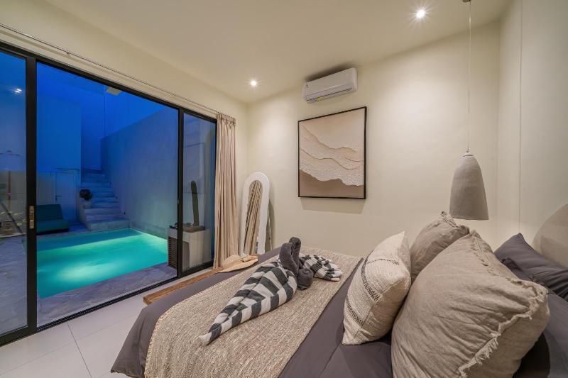 Madame - Chic Mediterranean 3BR Escape with Rooftop Terrace - image 24