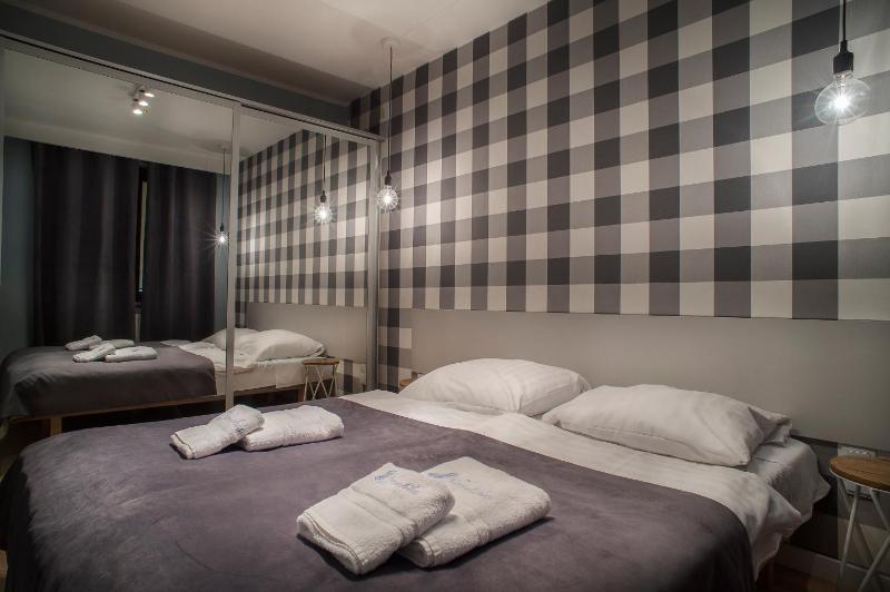 Apartment (2-4 Adults) image 2