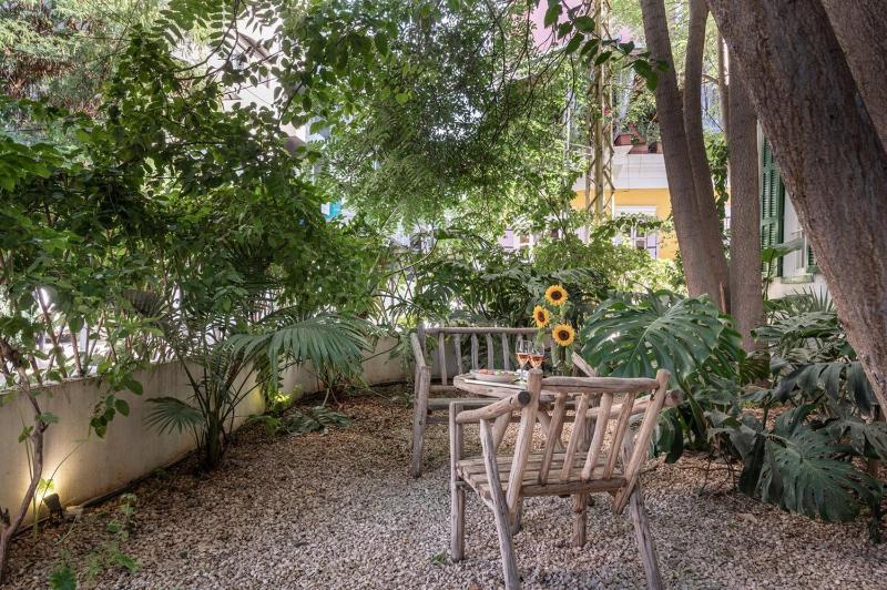 Heritage apartment in Mar Mikhael with garden - image 15