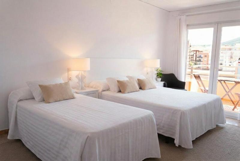 Hostal Comercio - image 10