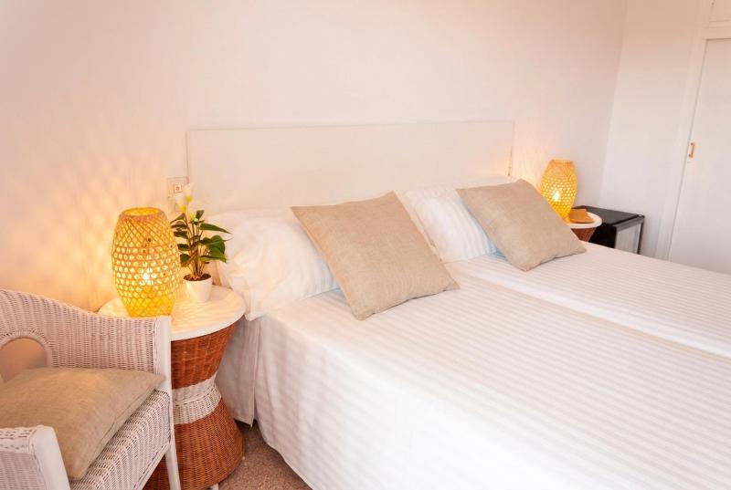 Hostal Comercio - image 2