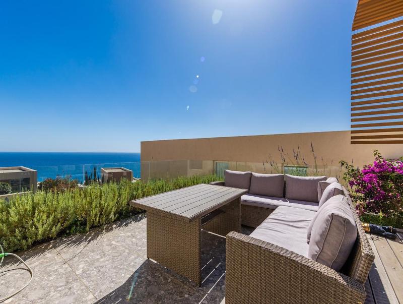 Sea View Panorama Green Coast 2BR Patio Retreat by PikHost - image 5