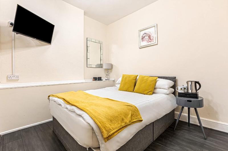 The B and B Blackpool - image 17