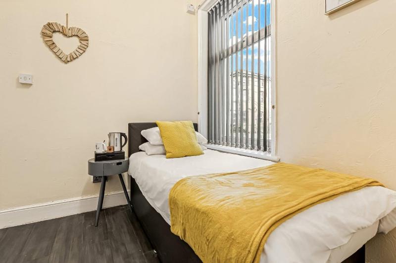 The B and B Blackpool - image 15