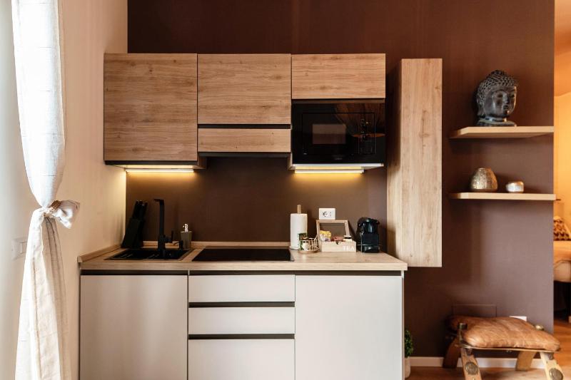 10 Floor Apartments by Quokka 360 - Como City View & Parking - image 11