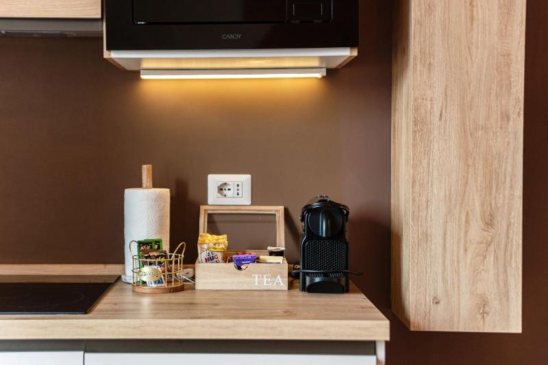 10 Floor Apartments by Quokka 360 - Como City View & Parking - image 20