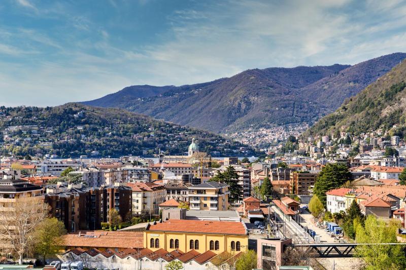 10 Floor Apartments by Quokka 360 - Como City View & Parking - image 18