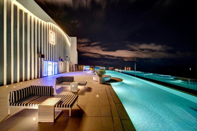 Harry Premier Ocean View Suite Panorama Nha Trang - image 12