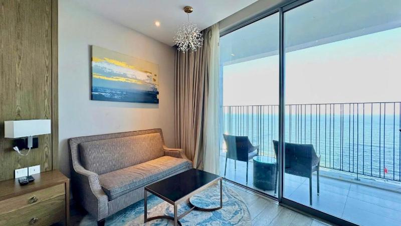 Harry Premier Ocean View Suite Panorama Nha Trang - image 11