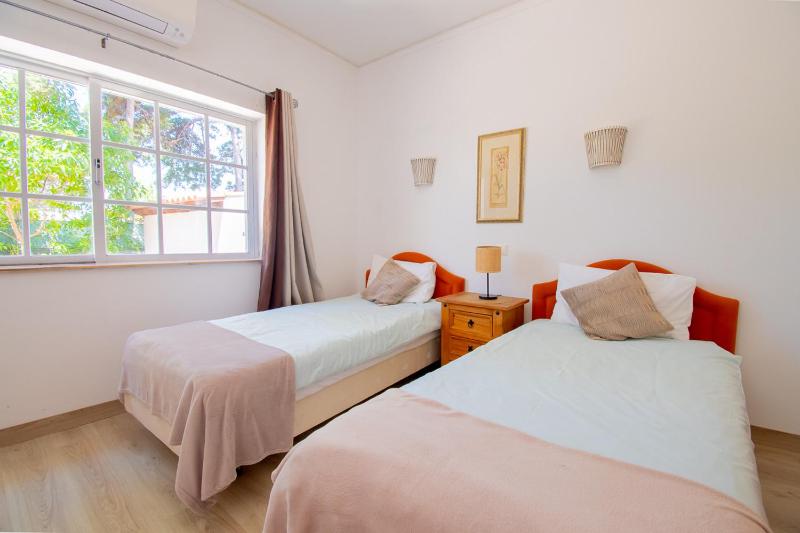 Villa Montenegro - Superbly Located Family Vila - image 19