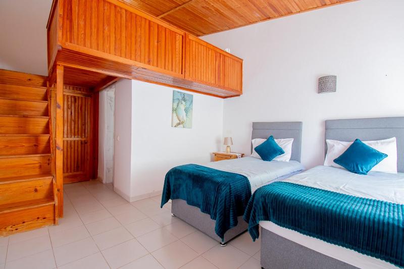 Villa Montenegro - Superbly Located Family Vila - image 42