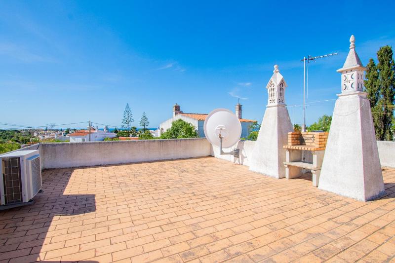 Villa Montenegro - Superbly Located Family Vila - image 33